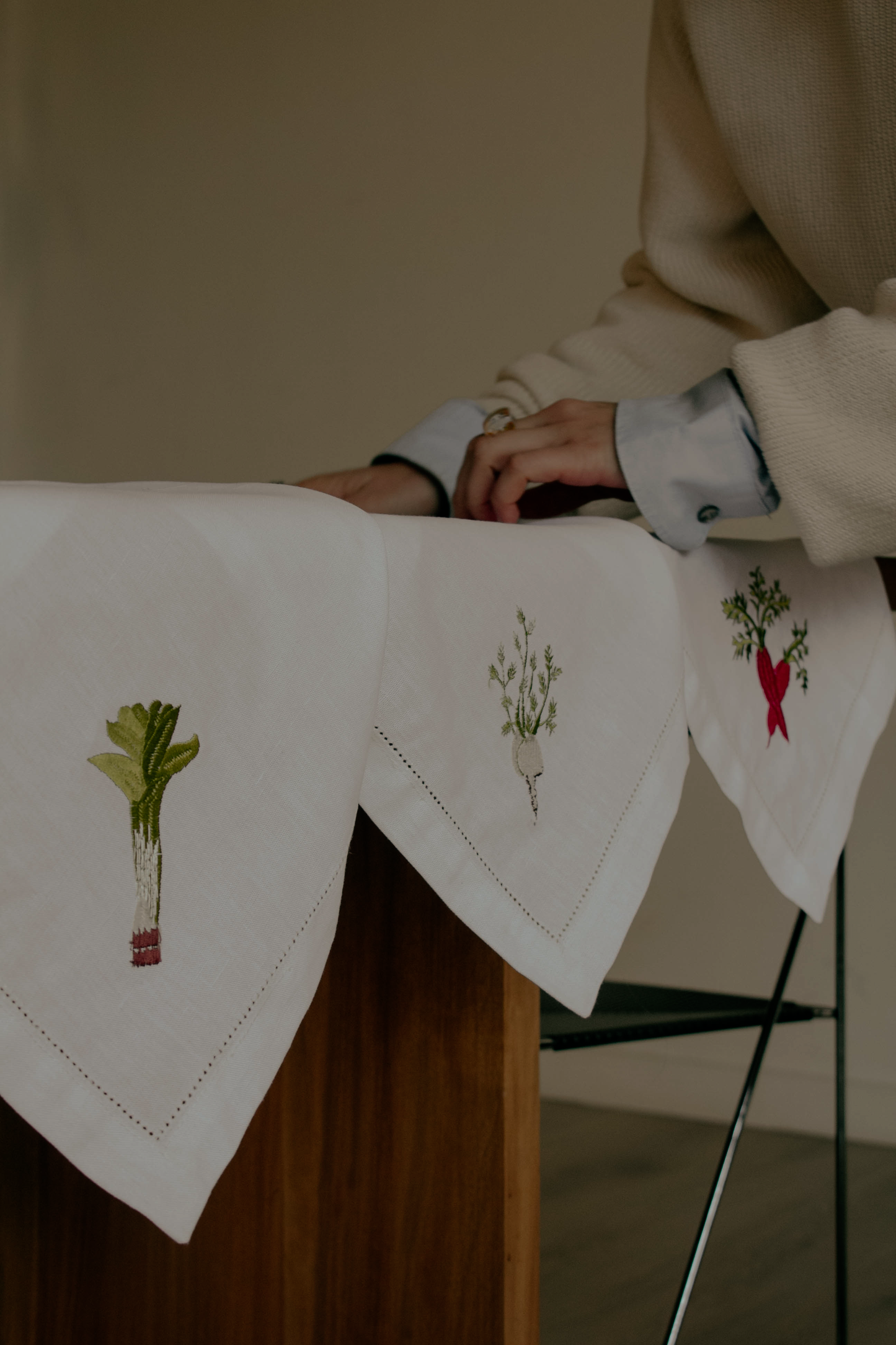 ROOTS NAPKIN SET