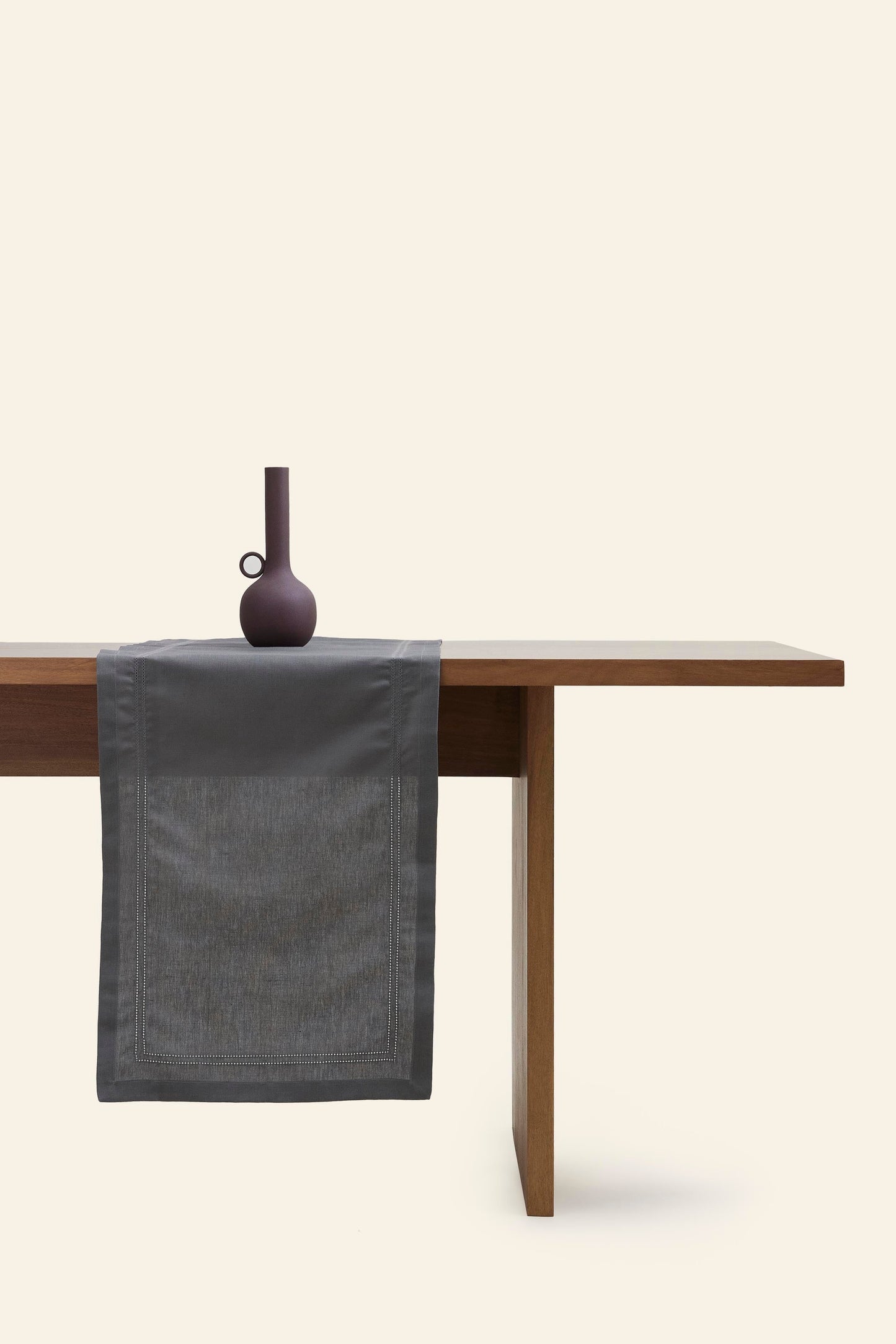 TABLE RUNNER
