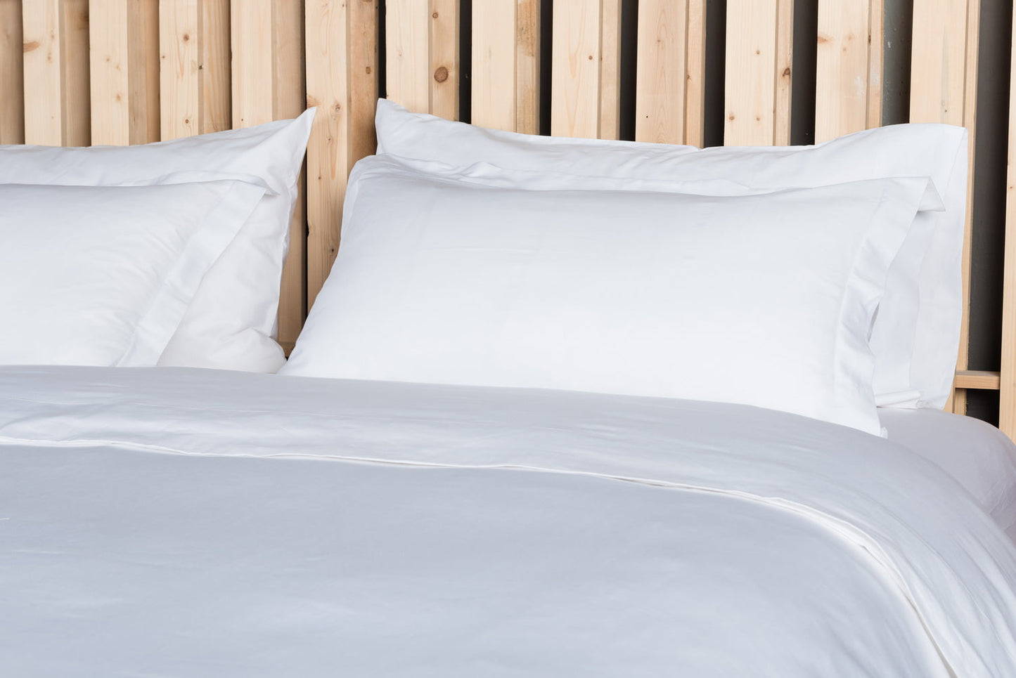 BREEZE BED SET